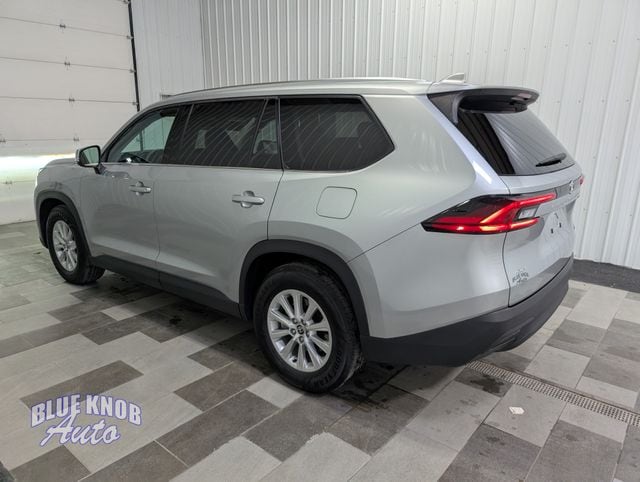 toyota grand highlander 2026 5TDAAAB53TS122711 image toyota grand highlander 2026 5TDAAAB53TS122711 image
